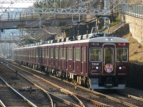 2020-hankyu-hatsumoudeHM_01.jpg