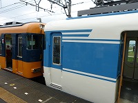宮津駅に到着。モ15203と18400系の連結部分です。