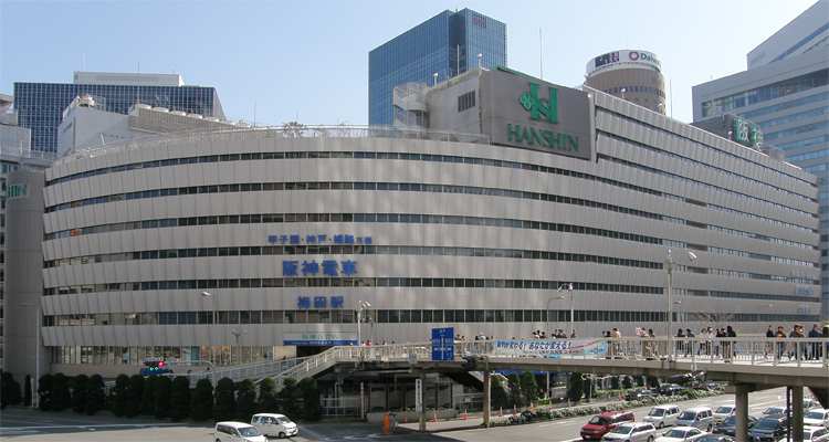 阪神梅田駅の８０００系