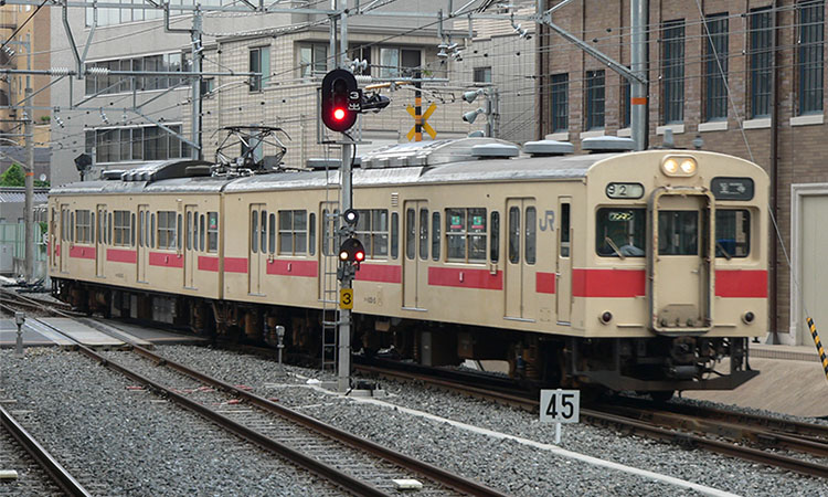 105系 Sｗ008編成