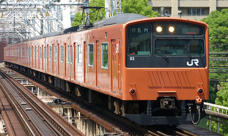 桜ノ宮に到着する201系