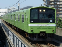 2019年5
			月撮影、高井田中央にて。