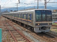 2009年5月撮影、甲子園口駅にて。