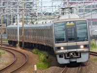 2012年9月撮影、岸辺駅にて。