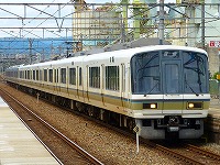 223系6000番台と併結