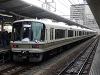 2008年2月撮影、大阪駅にて。雪が載っています。
