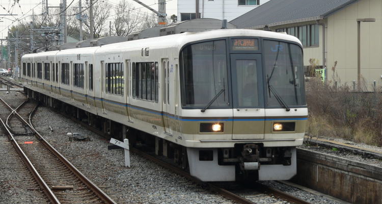 ２２１系みやこ路快速