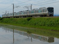 初夏の田園地帯を行く