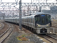 千里丘駅にて