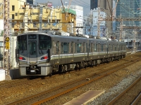 千里丘駅にて