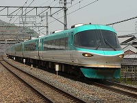 島本駅にて。