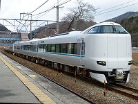 混色7両編成。