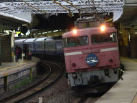 新大阪駅入線！