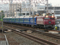 塚本駅にて
