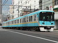 800型