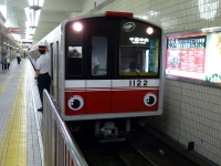元先頭車を組込む1117F。