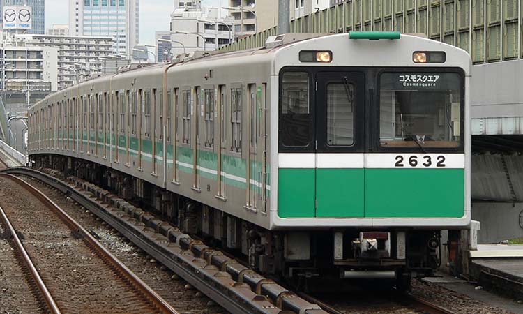 大阪メトロ20系 2632F　九条駅にて