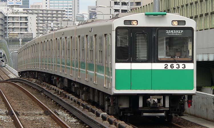 大阪メトロ20系 2633F　九条駅にて