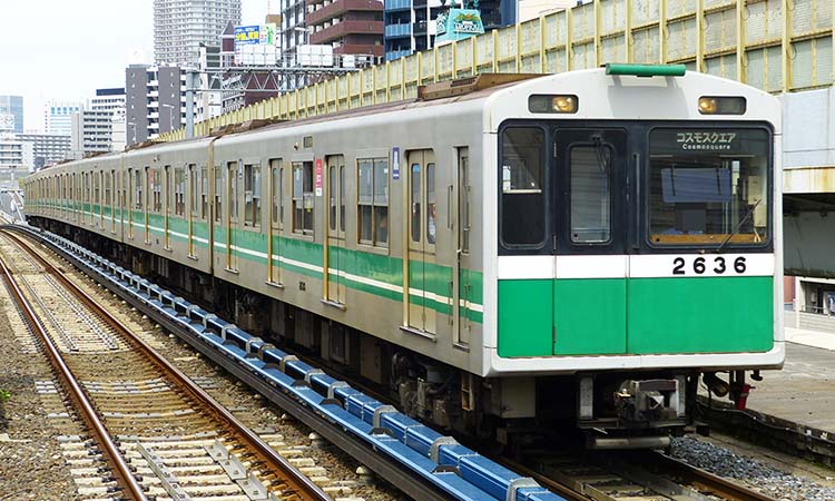 大阪メトロ20系 2636F　九条駅にて