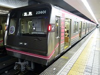 千日前線用25系