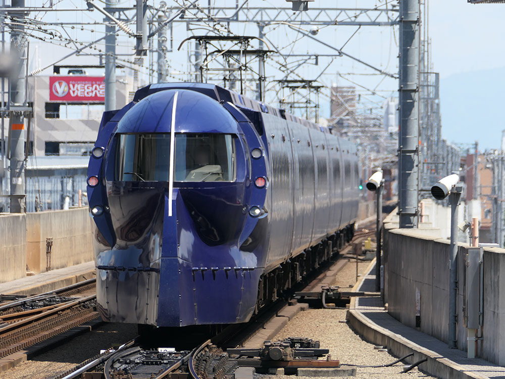 稲*妻様 南海線ポケット時刻表45枚平成29年1月