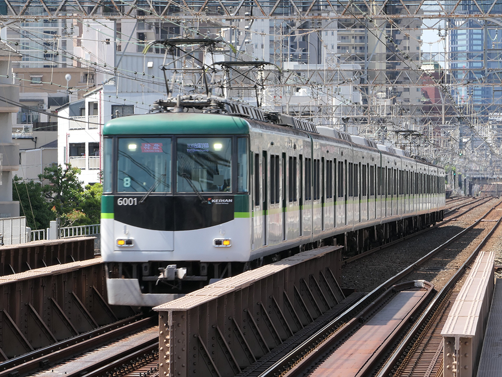 6000系の特急