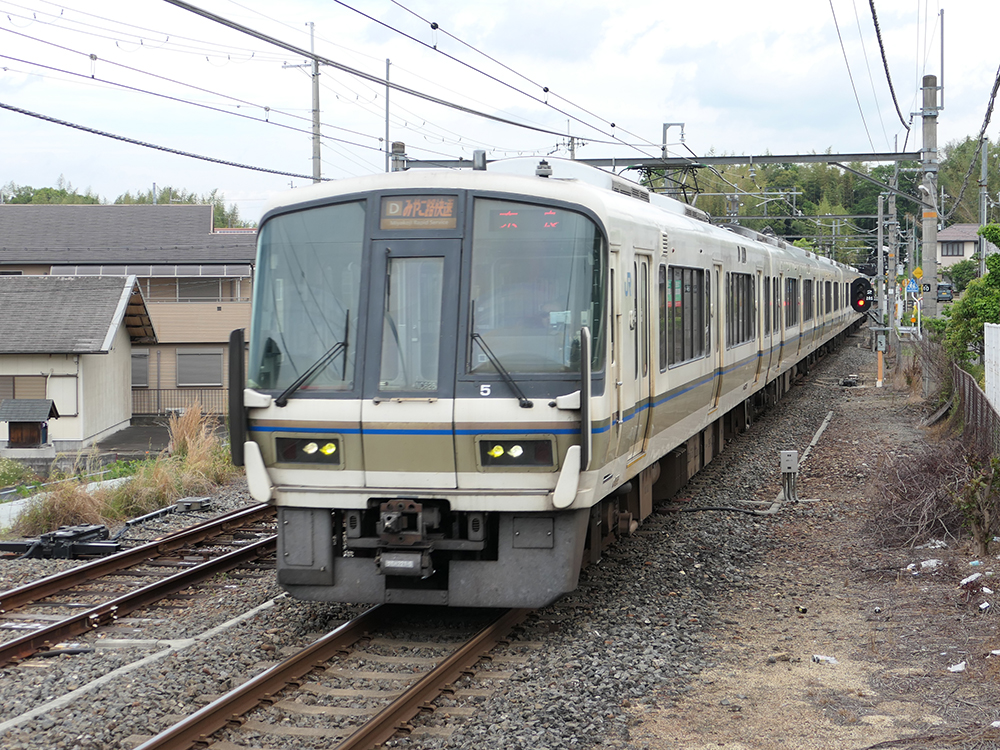 221系みやこ路快速