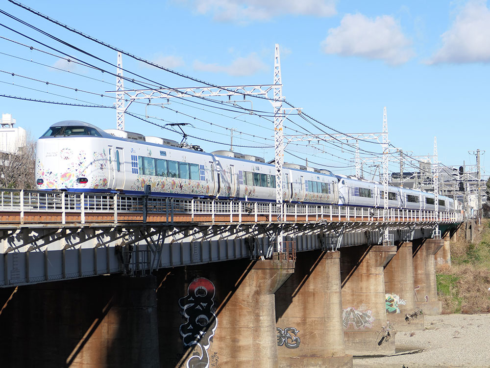 271系+281系特急はるか号